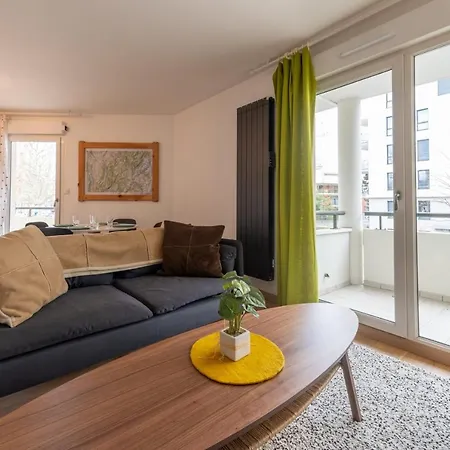 Appartement Lesperluette - De 44m Avec Garage&balcon Au Centre