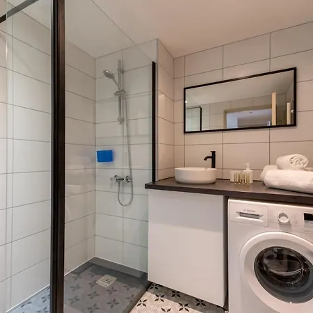 Appartement Lesperluette - De 44m Avec Garage&balcon Au Centre *