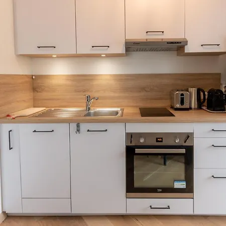 شقة L'esperluette - 44 Sqm With Garage & Balcony In The Center